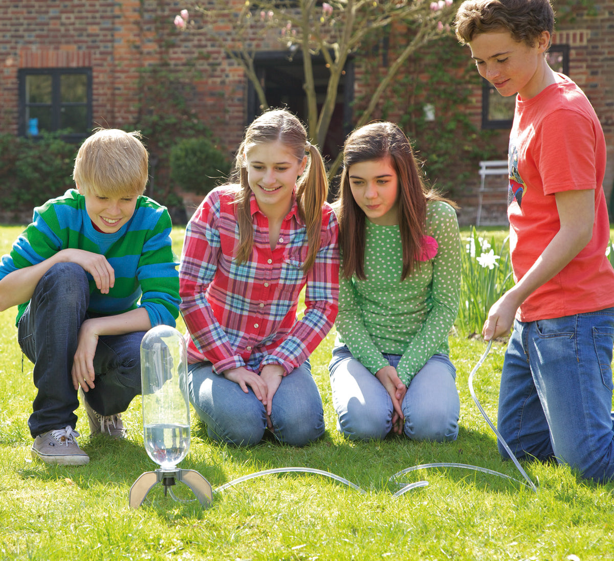 WATERRAKET, maak een raket met behulp van een fles water, 4M Science in action